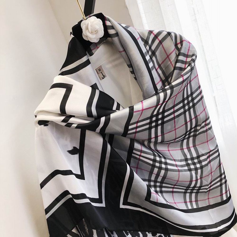 B**rry scarf